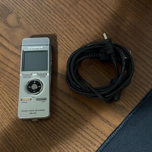 Olympus Digital Voice Recorder DM-420